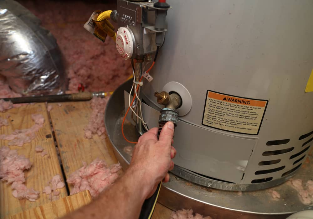 Featured image for “Tankless vs. Tank Water Heaters: Which Is Best For You?”